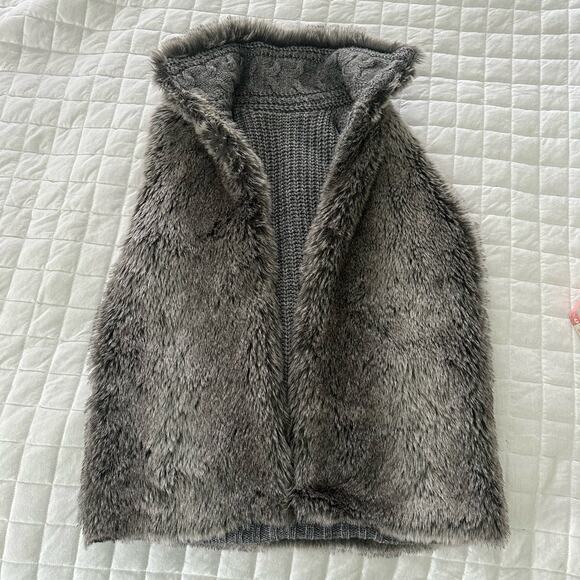 ZARA Womens Sweater Vest Medium Gray Faux Fur Lined Open Front Boho Penny Lane - Picture 5 of 9